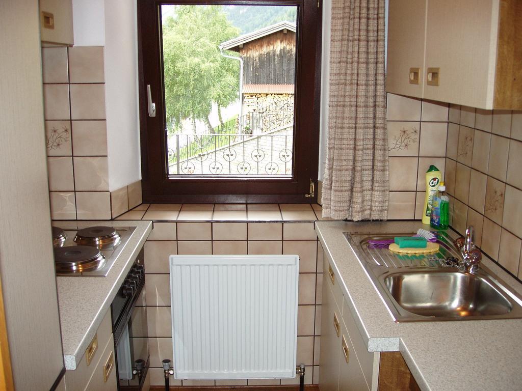 Haus Sonnleite Apartment Trins Exterior photo